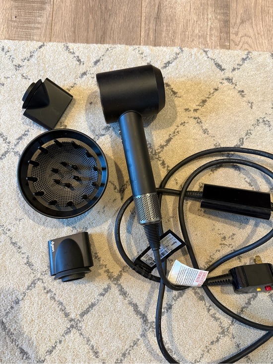 Dyson Other - Dyson supersonic black